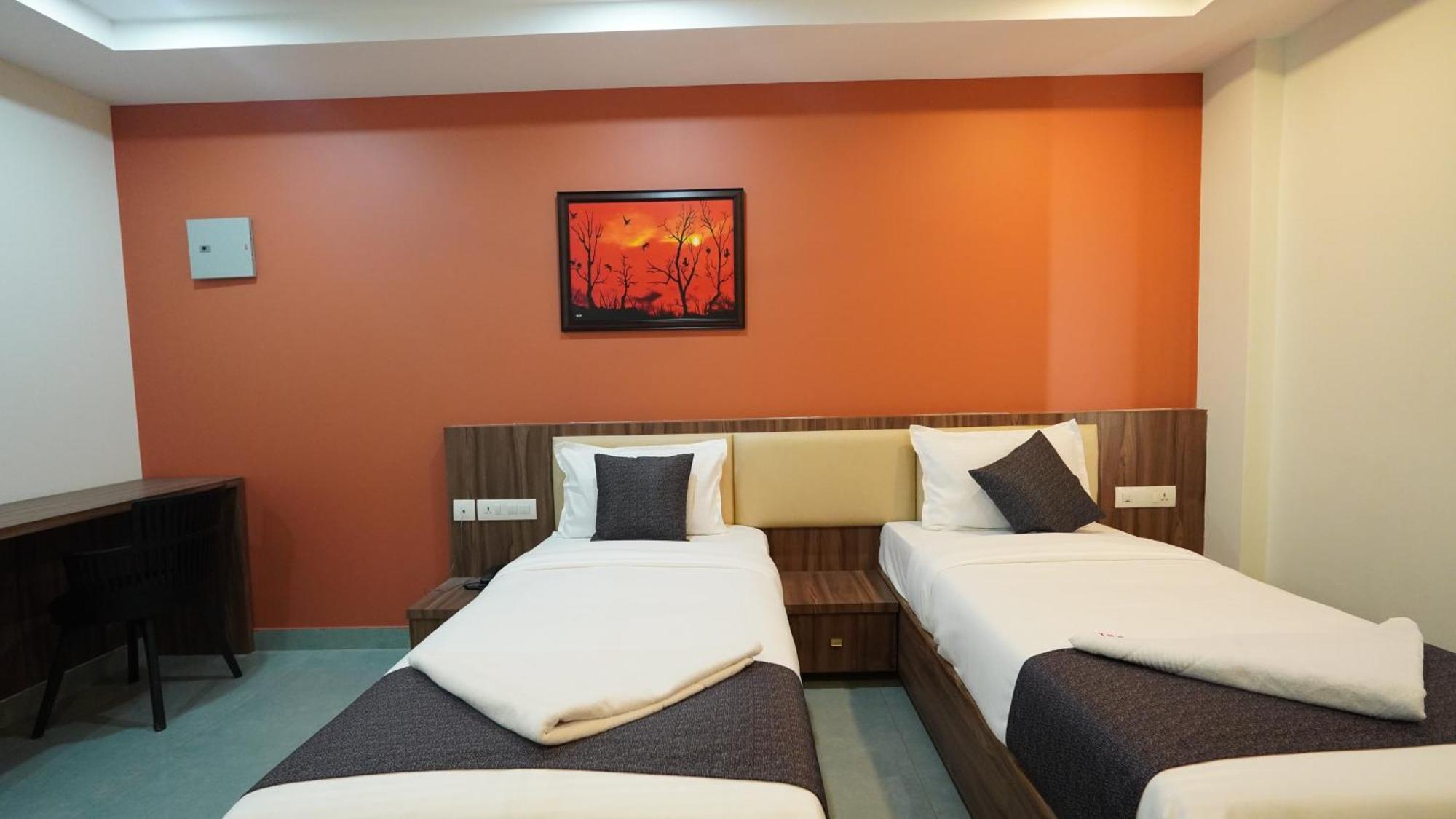 Hotel Hive Inn - Kozsíkóde Kültér fotó