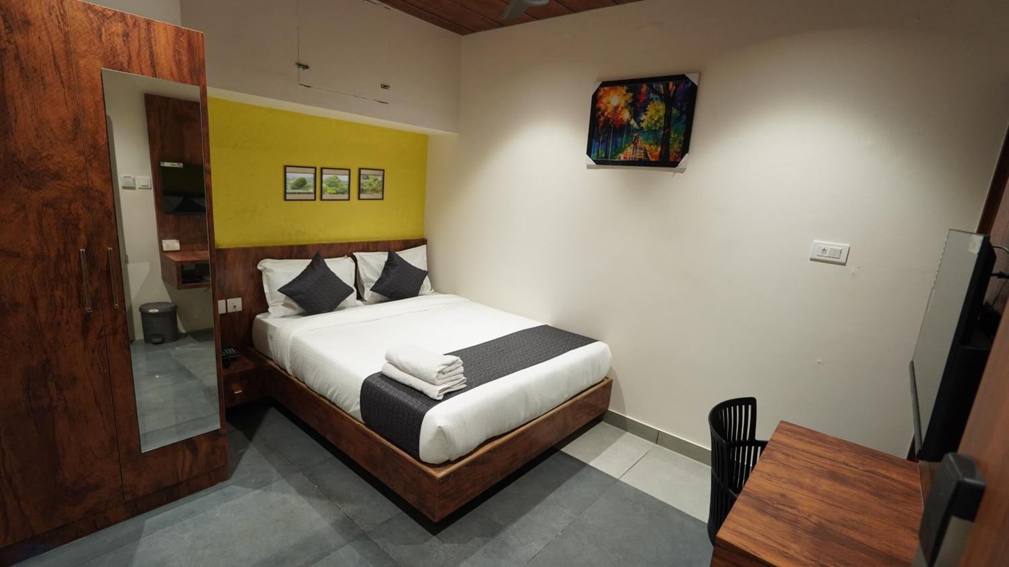 Hotel Hive Inn - Kozsíkóde Kültér fotó