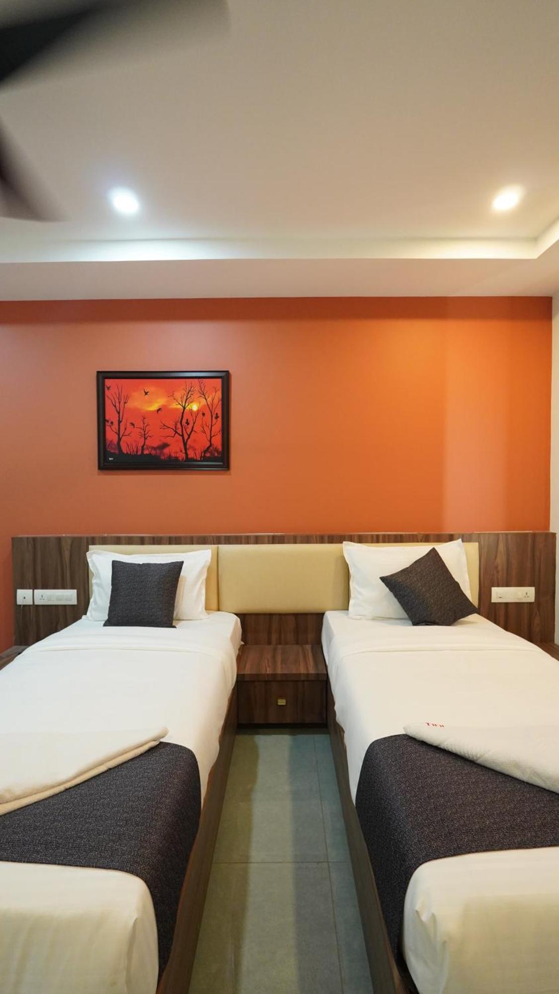 Hotel Hive Inn - Kozsíkóde Kültér fotó